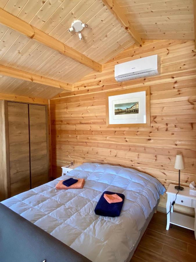 CáligCasa Dominaty住宿加早餐旅馆 外观 照片